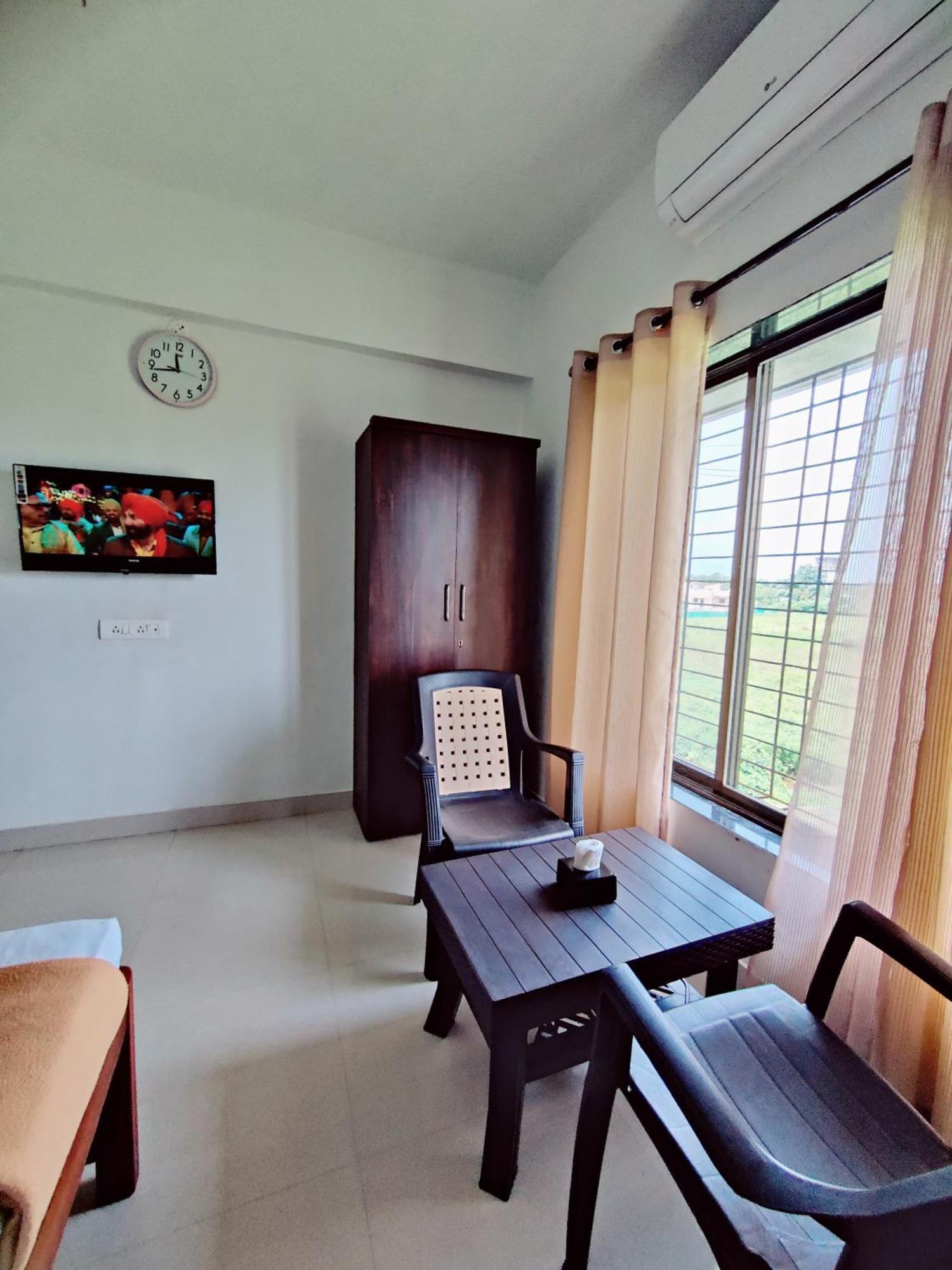 Shivaay Inn Alībāg Dış mekan fotoğraf