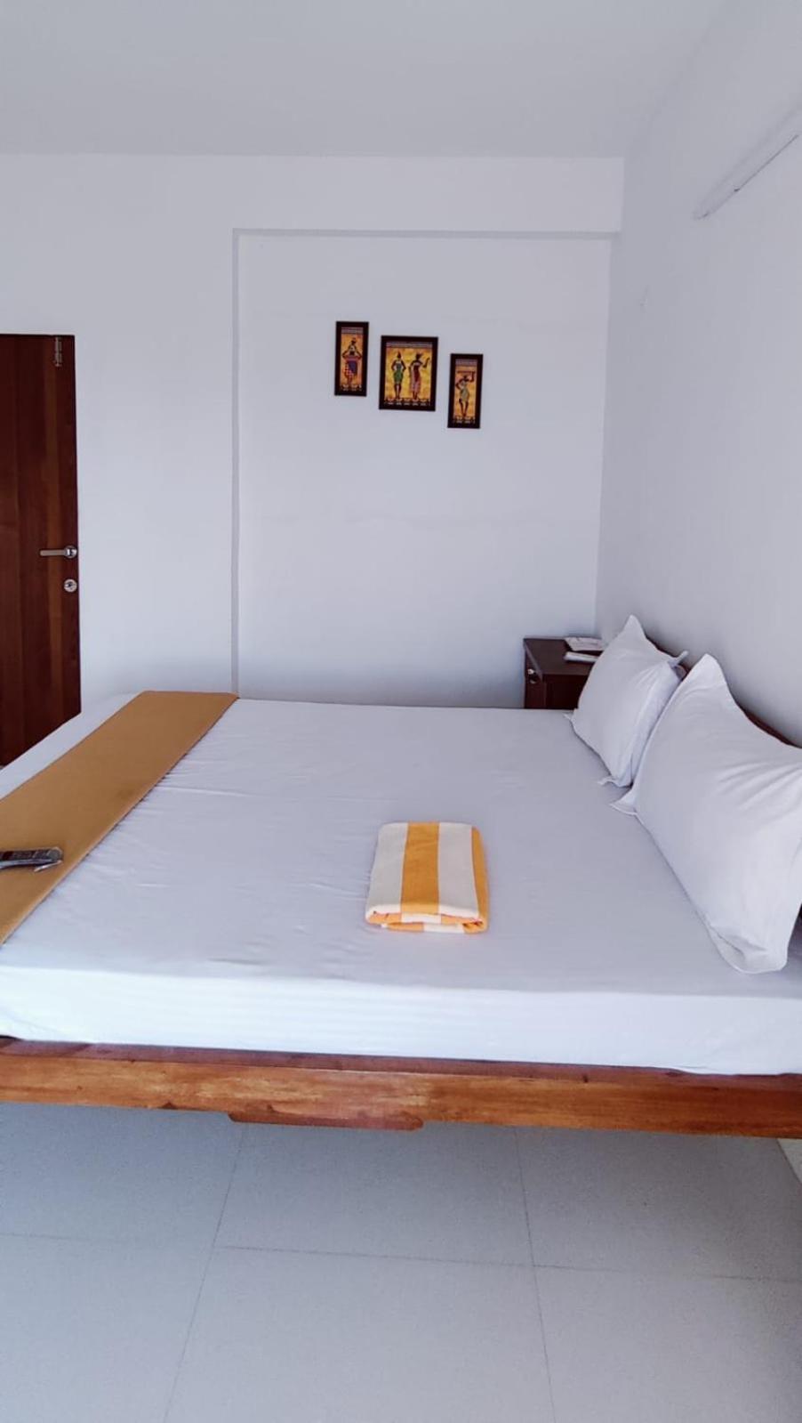 Shivaay Inn Alībāg Dış mekan fotoğraf