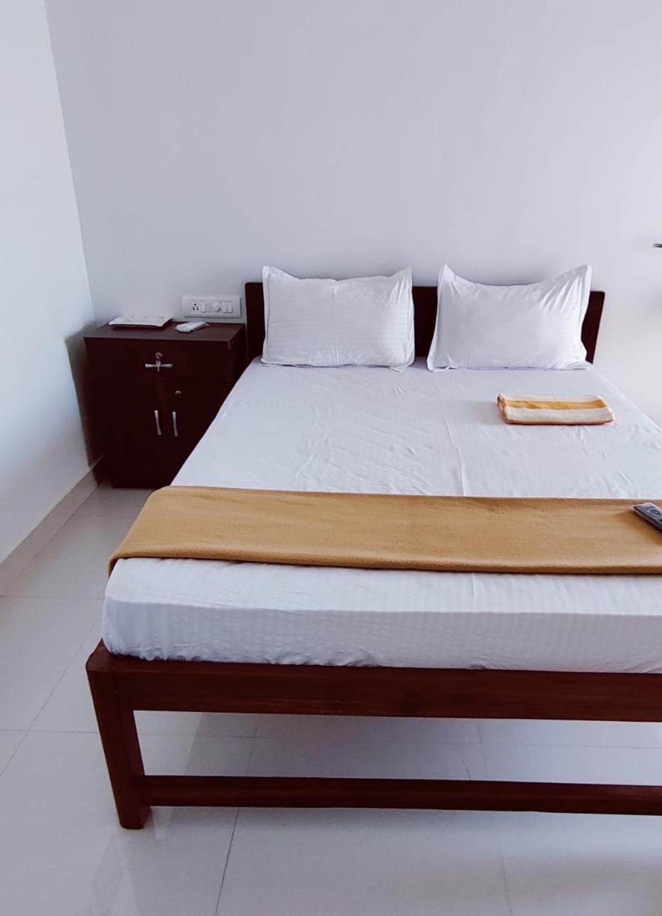 Shivaay Inn Alībāg Dış mekan fotoğraf
