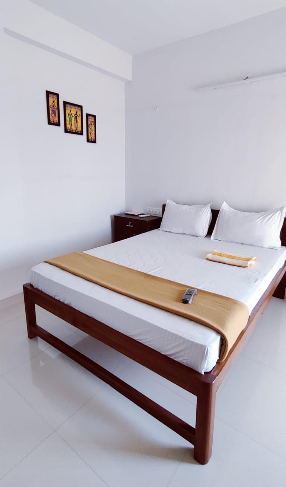 Shivaay Inn Alībāg Dış mekan fotoğraf
