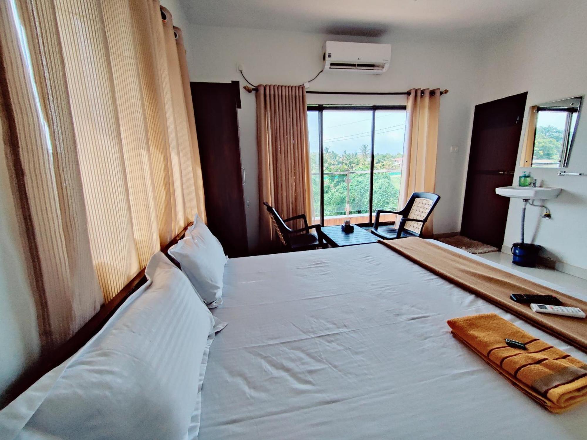 Shivaay Inn Alībāg Dış mekan fotoğraf